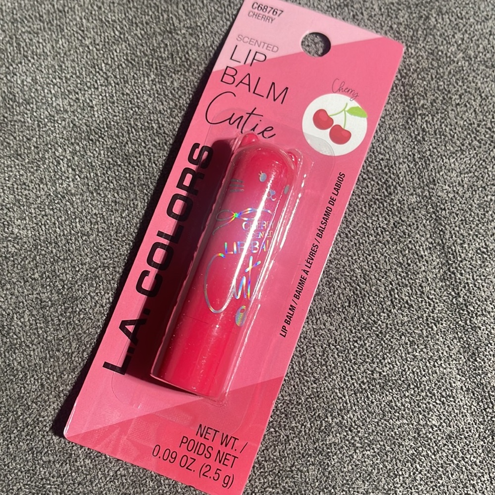 🥰🥰L.A. COLORS Scented Lip Balm Cutie🥰🥰 - Picture 3 of 7